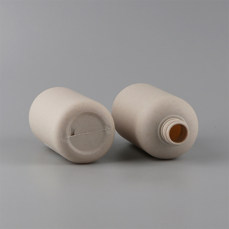 In-bhithdhíghrádaithe 150ml 250ml 400ml 500ml Coimeádán Cosmaideacha Squeeze Cruithneacht Tuí Babhta Shampoo Buidéal Nigh Corp Buidéal le Smeach Lid In-bhithdhíghrádaithe 150ml 250ml 400ml 500ml Coimeádán Cosmaideacha Squeeze Cruithneacht Tuí Babhta Shampoo Buidéal Nigh Corp Buidéal le Smeach Lid