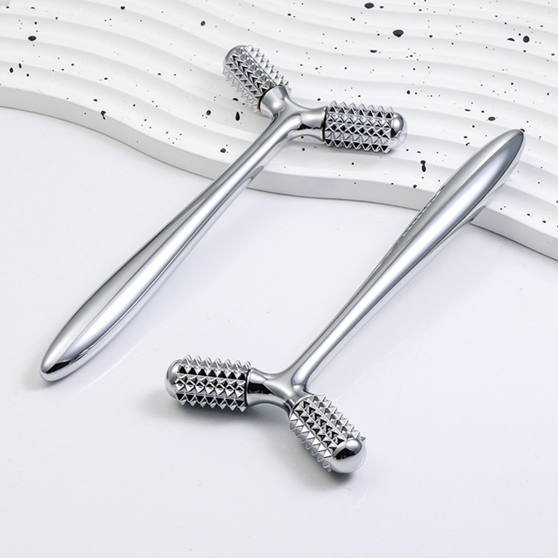 Socraigh Bronntanais Cúram áilleacht Y Cruth Mini Roller Láimhseáil Miotail 3d Baile Roller Massager Roller Aghaidh Súile Suaimhniú Massager Socraigh Bronntanais Cúram áilleacht Y Cruth Mini Roller Láimhseáil Miotail 3d Baile Roller Massager Roller Aghaidh Súile Suaimhniú Massager