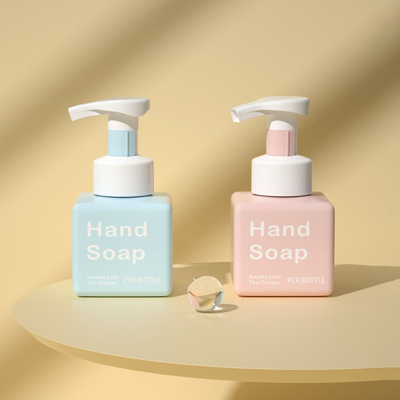 PCR In-athlíonta Glantóir Aghaidhe Cearnóg 250ml Dispenser Gallúnach Láimhe Buidéal Nigh Comhlacht Gallúnach Láimhe le Caidéal Foam PCR In-athlíonta Glantóir Aghaidhe Cearnóg 250ml Dispenser Gallúnach Láimhe Buidéal Nigh Comhlacht Gallúnach Láimhe le Caidéal Foam