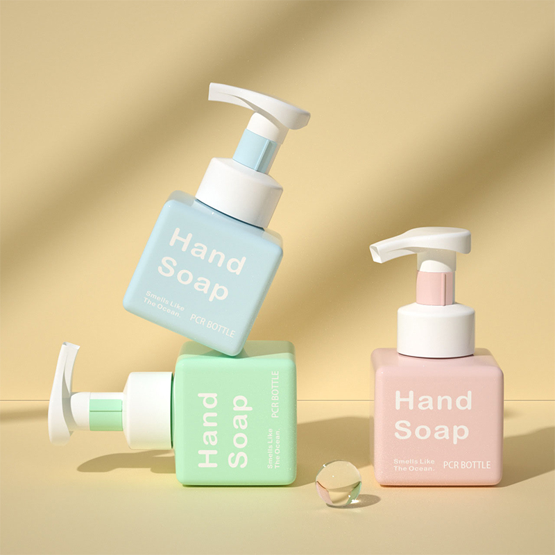 PCR In-athlíonta Glantóir Aghaidhe Cearnóg 250ml Dispenser Gallúnach Láimhe Buidéal Nigh Comhlacht Gallúnach Láimhe le Caidéal Foam PCR In-athlíonta Glantóir Aghaidhe Cearnóg 250ml Dispenser Gallúnach Láimhe Buidéal Nigh Comhlacht Gallúnach Láimhe le Caidéal Foam