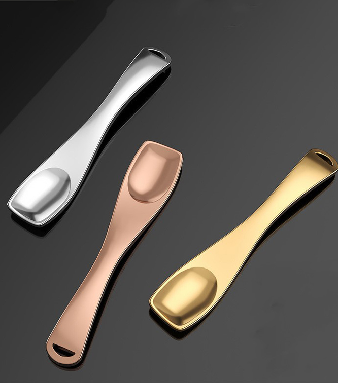 Uirlisí áilleachta