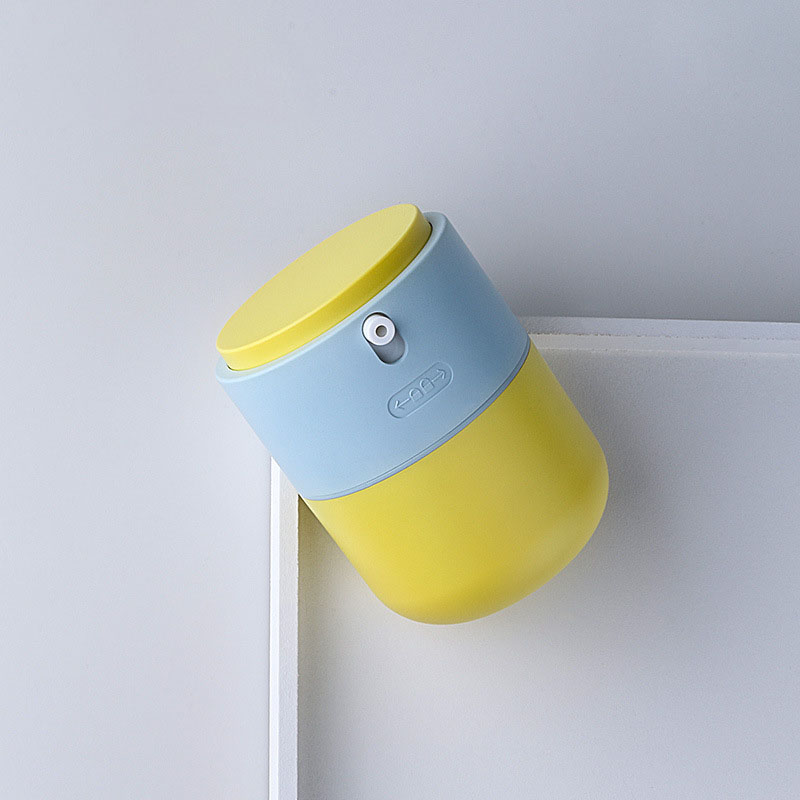 Próca Aeir Cosmaideacha 30ml 50ml le Caidéal Plaisteacha PP le haghaidh Olaí Riachtanacha Lotion Séiream Uachtar Súl Próca Aeir Cosmaideacha 30ml 50ml le Caidéal Plaisteacha PP le haghaidh Olaí Riachtanacha Lotion Séiream Uachtar Súl