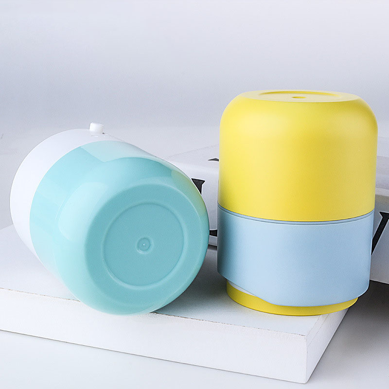 Próca Aeir Cosmaideacha 30ml 50ml le Caidéal Plaisteacha PP le haghaidh Olaí Riachtanacha Lotion Séiream Uachtar Súl Próca Aeir Cosmaideacha 30ml 50ml le Caidéal Plaisteacha PP le haghaidh Olaí Riachtanacha Lotion Séiream Uachtar Súl