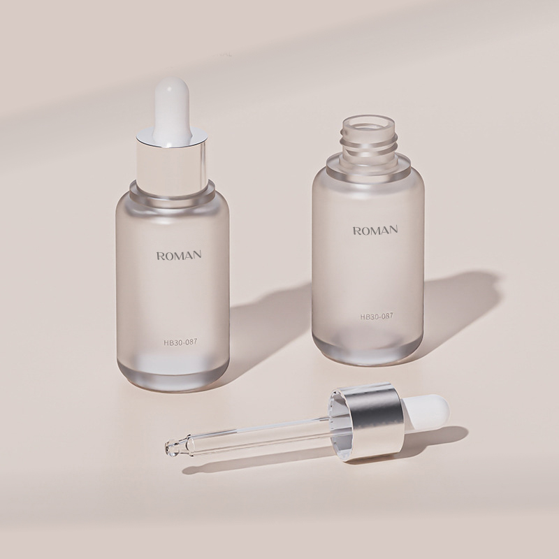 Buidéal Séiream Plaisteacha Reoite Gualainn Maol 20ml 30ml 40ml 60ml 80ml 100ml Buidéal Dropper Cosmaideacha Neamhlonrach Folamh le haghaidh Séiream Aghaidhe Buidéal Séiream Plaisteacha Reoite Gualainn Maol 20ml 30ml 40ml 60ml 80ml 100ml Buidéal Dropper Cosmaideacha Neamhlonrach Folamh le haghaidh Séiream Aghaidhe