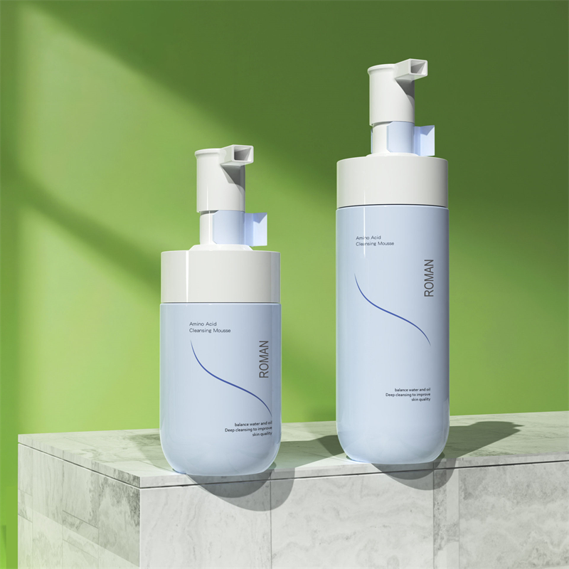 Lipéad Príobháideach Foamer Bánaithe Aghaidh Glanadh Mín Glantóir Bubble Mousse Buidéal Caidéil Foam Gorm PET 150ml 200ml 300ml