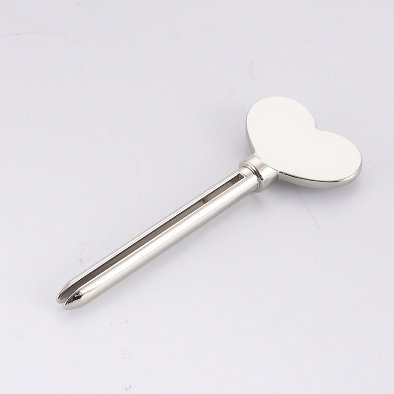 Dáileoir Toothpaste Miotail Glantóir Aghaidhe Taos fiacla Fáscadh Feadáin Eochair Cruth Cosmaidí Squeezer Tube