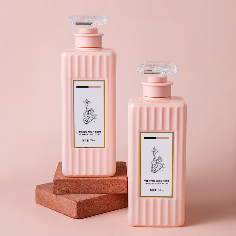 500ml 750ml Buidéal Caidéal Lotion Peataí Plaisteacha Cearnóg Le Dromchla Cruth Stripe le haghaidh Seampú Ola Gruaige agus Coimeádán Cosmaideacha oiriúntóir