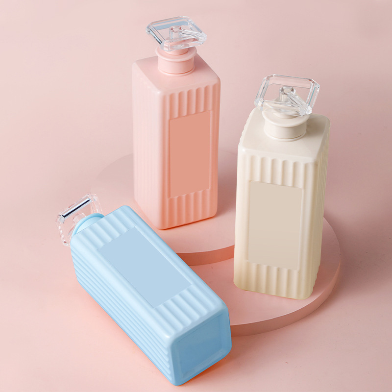 500ml 750ml Buidéal Caidéal Lotion Peataí Plaisteacha Cearnóg Le Dromchla Cruth Stripe le haghaidh Seampú Ola Gruaige agus Coimeádán Cosmaideacha oiriúntóir 500ml 750ml Buidéal Caidéal Lotion Peataí Plaisteacha Cearnóg Le Dromchla Cruth Stripe le haghaidh Seampú Ola Gruaige agus Coimeádán Cosmaideacha oiriúntóir